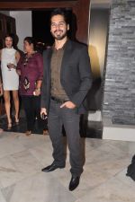 Dino Morea at Italia gala dinner in Nehru Centre on 19th Nov 2012 (46).JPG